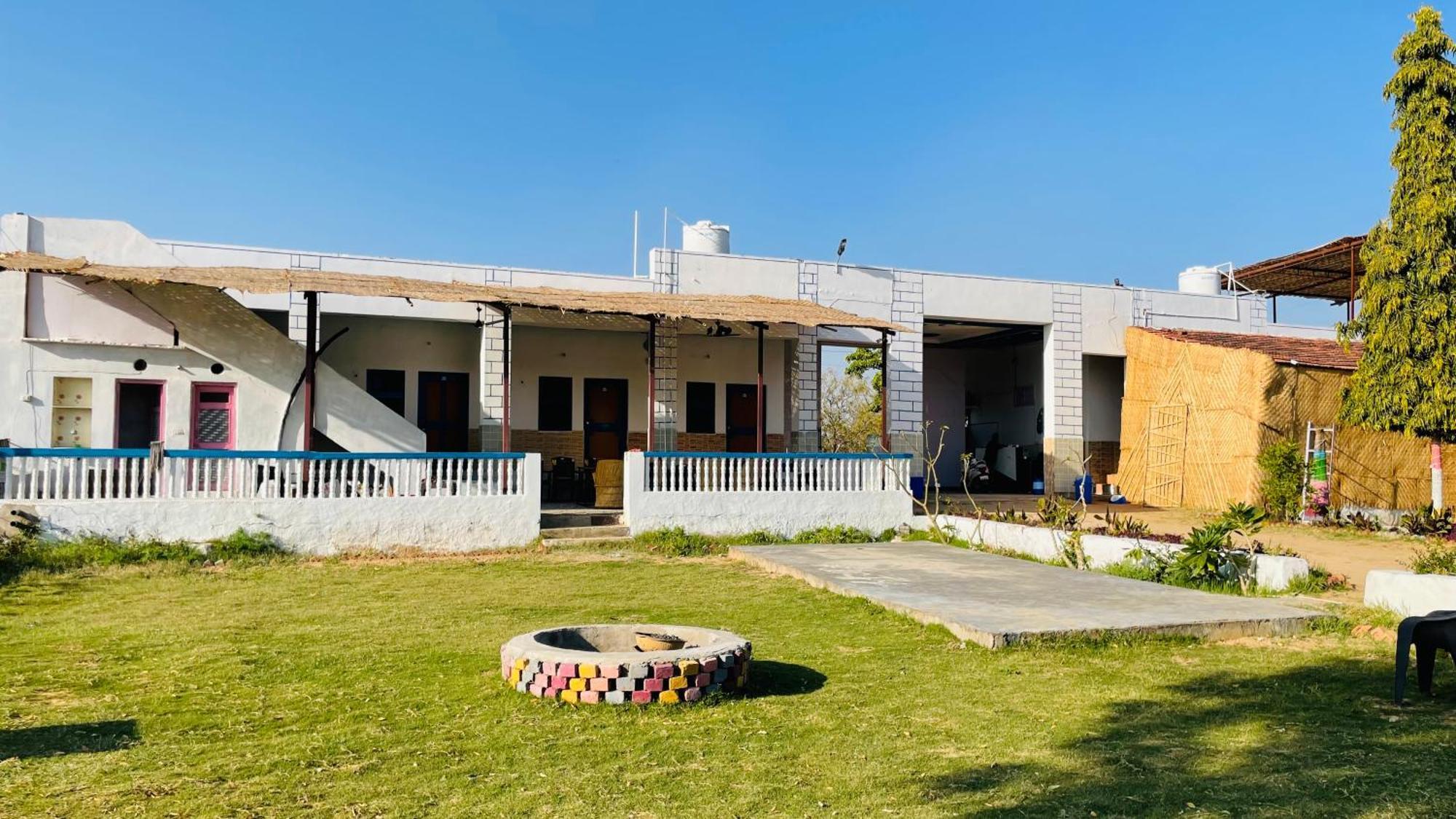 Lazy Staytion Pushkar Ngoại thất bức ảnh